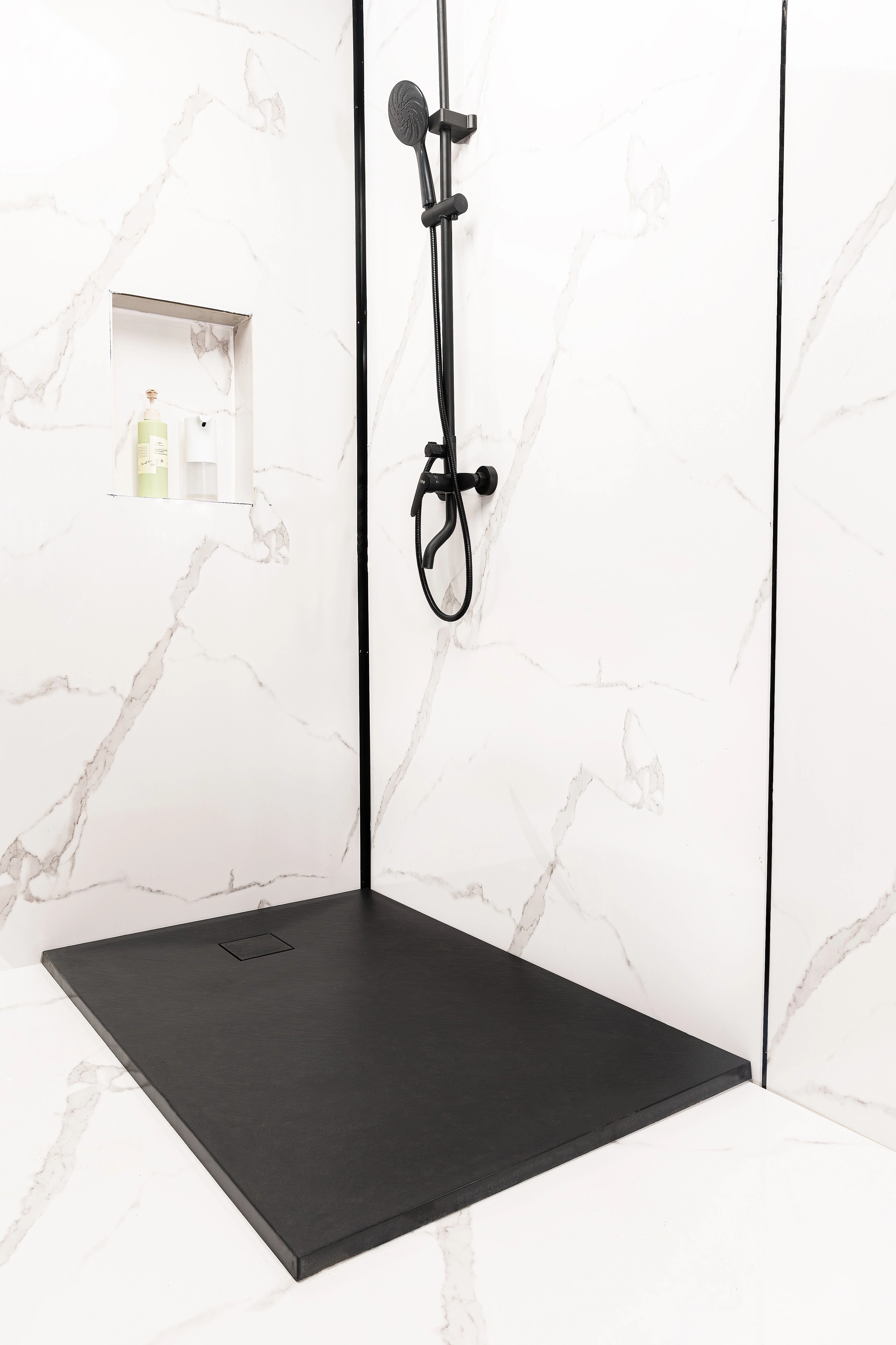 Cagliari Black 80x100x2,6 cm Kwadratowy brodzik SMC